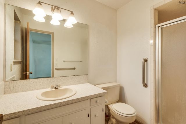 981 VICTORIA DRIVE, Burkburnett, TX 76354