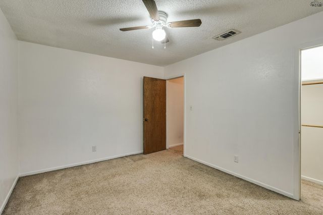 981 VICTORIA DRIVE, Burkburnett, TX 76354