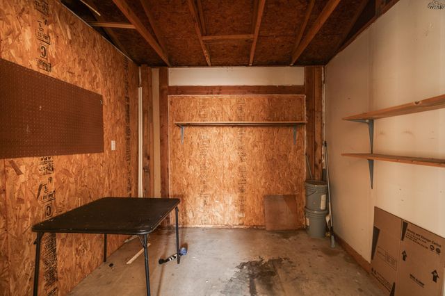 981 VICTORIA DRIVE, Burkburnett, TX 76354