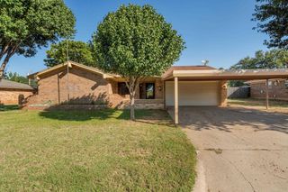981 VICTORIA DRIVE, Burkburnett, TX 76354