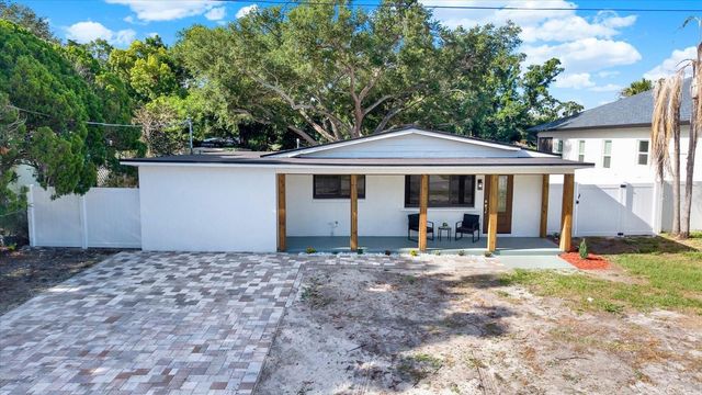 4510 W PRICE AVENUE, Tampa, FL 33611