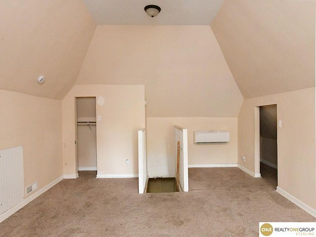 3338 Manderson Street, Omaha, NE 68111