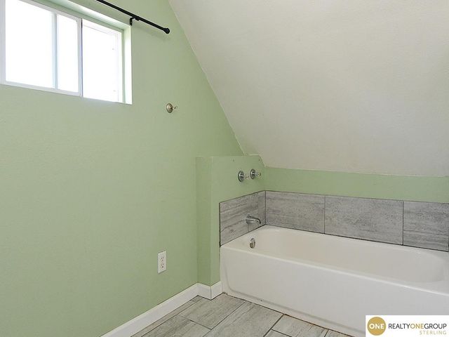 3338 Manderson Street, Omaha, NE 68111
