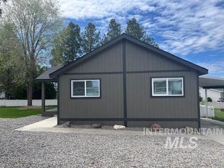 8255 Blue Ridge Lane #6, Boise, ID 83716