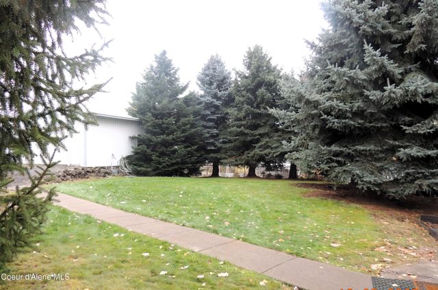 166 Garden Way, St. Maries, ID 83861