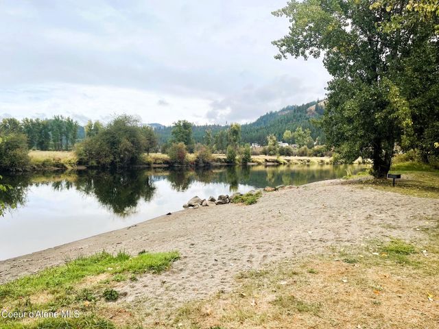 166 Garden Way, St. Maries, ID 83861