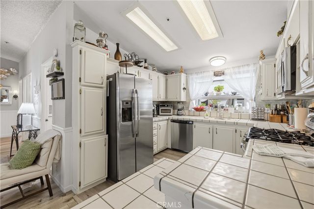 13691 Gavina 433, Sylmar, CA 91342