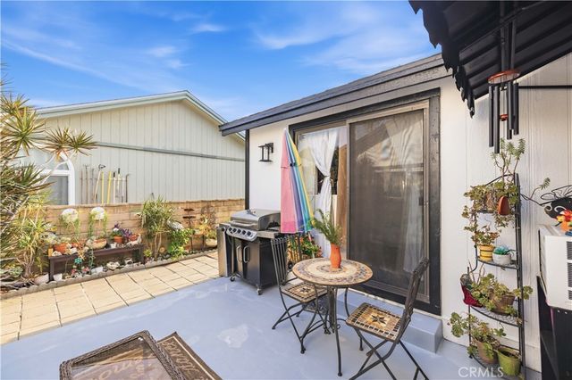 13691 Gavina 433, Sylmar, CA 91342