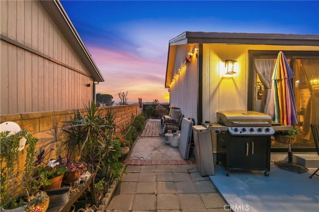 13691 Gavina 433, Sylmar, CA 91342