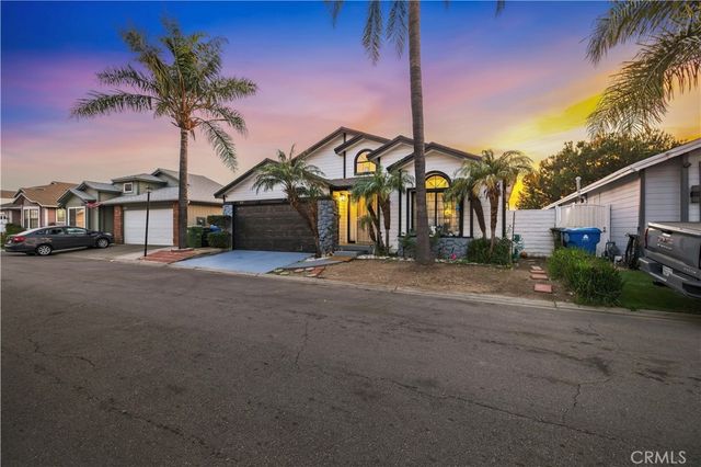 13691 Gavina 433, Sylmar, CA 91342