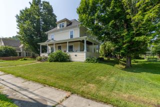 4 Willoughby Avenue, Orleans, VT 05860