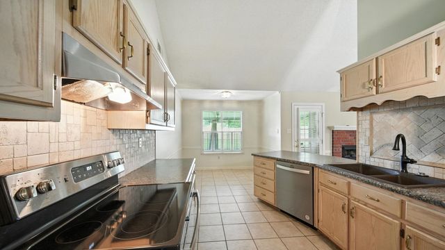 4166 HOBBS CV, Bartlett, TN 38135