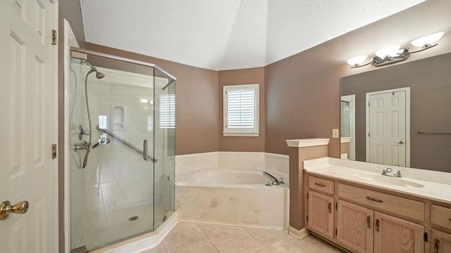 4166 HOBBS CV, Bartlett, TN 38135