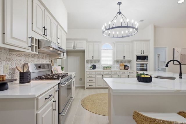 27940 Elm Grove, San Antonio, TX 78261