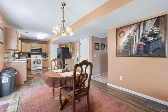 807 Larkwillow Court, Huntertown, IN 46748