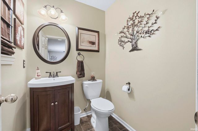 807 Larkwillow Court, Huntertown, IN 46748