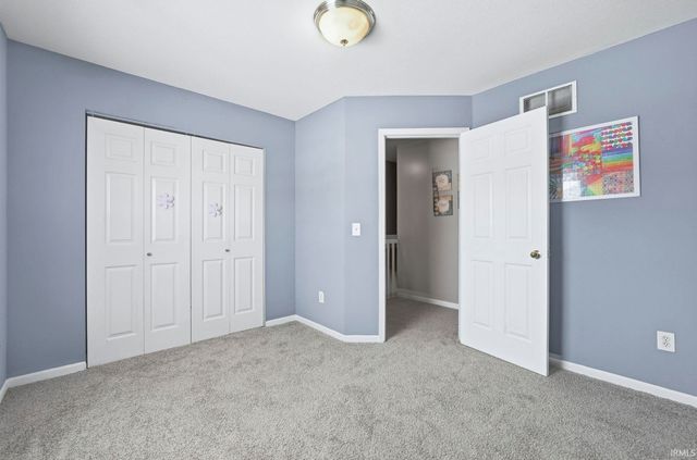 807 Larkwillow Court, Huntertown, IN 46748