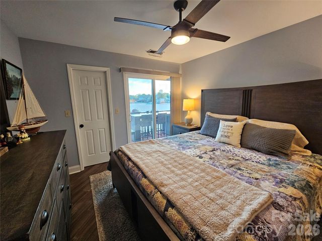18709 Nautical Drive 305, Cornelius, NC 28031