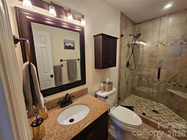 18709 Nautical Drive 305, Cornelius, NC 28031