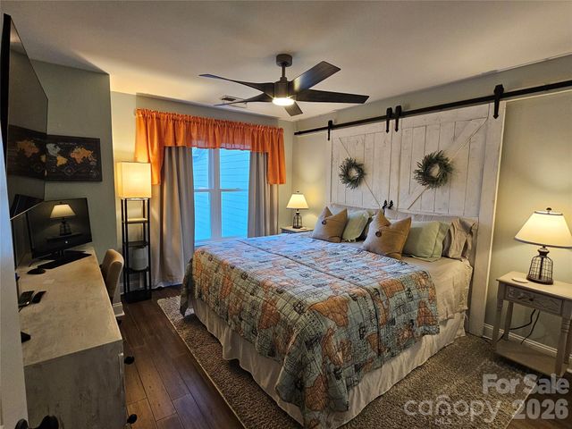 18709 Nautical Drive 305, Cornelius, NC 28031