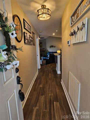 18709 Nautical Drive 305, Cornelius, NC 28031