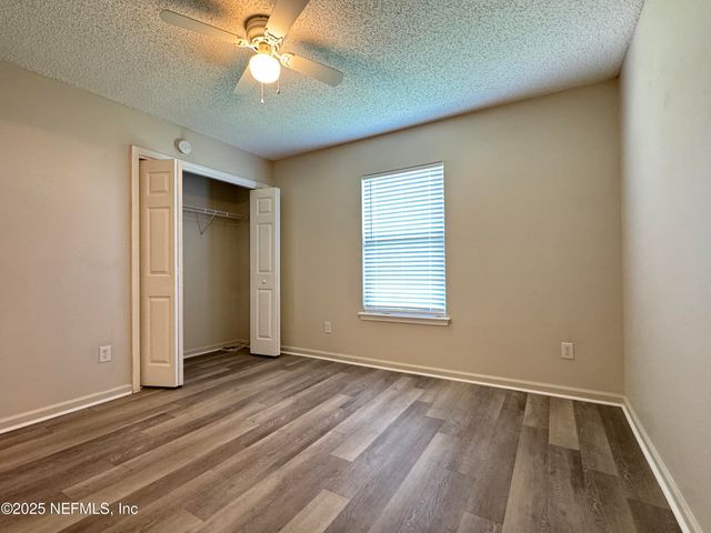 6835 OTTERS DEN Court, Jacksonville, FL 32219