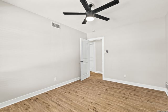 371 Pike, San Antonio, TX 78209