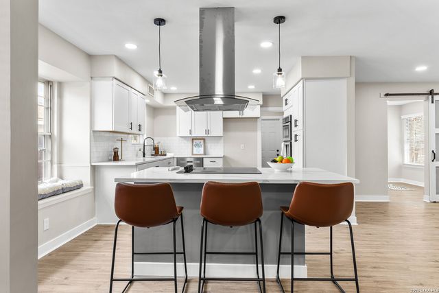 371 Pike, San Antonio, TX 78209