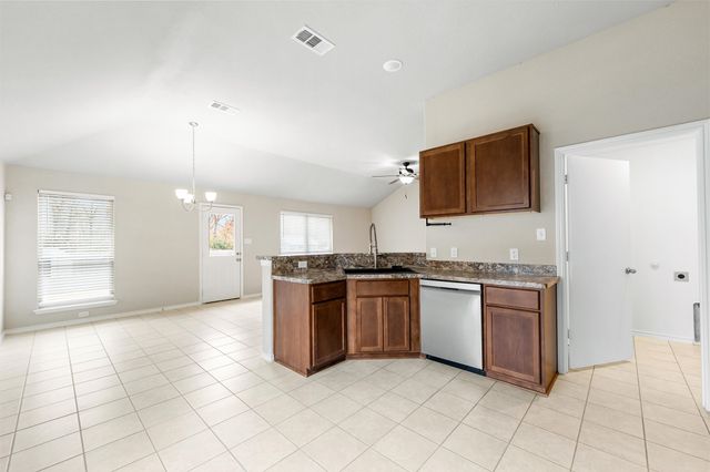 1627 Tanglewood Drive, Azle, TX 76020