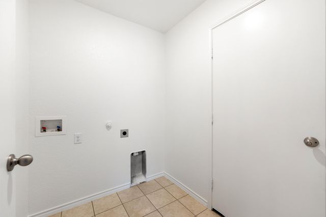 1627 Tanglewood Drive, Azle, TX 76020