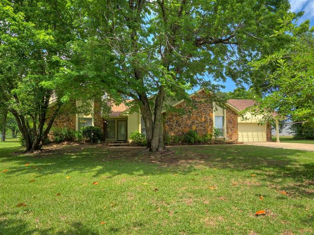 1785 Lytal Lane, Choctaw, OK 73020