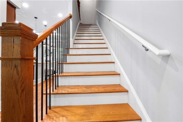 2548 Crescent Park Court 7, Atlanta, GA 30339
