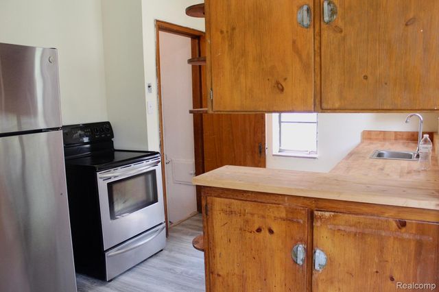 20515 Coventry Street, Detroit, MI 48203