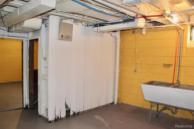 20515 Coventry Street, Detroit, MI 48203