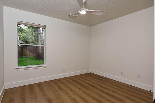 122 S Abram, The Woodlands, TX 77382