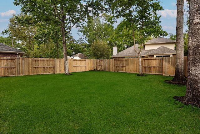 122 S Abram, The Woodlands, TX 77382