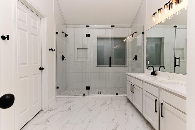 122 S Abram, The Woodlands, TX 77382