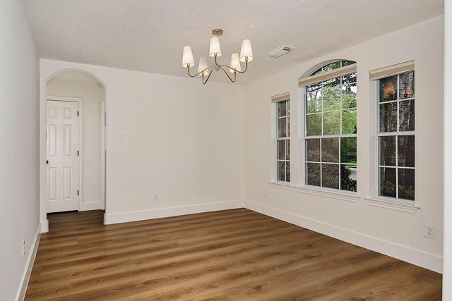 122 S Abram, The Woodlands, TX 77382