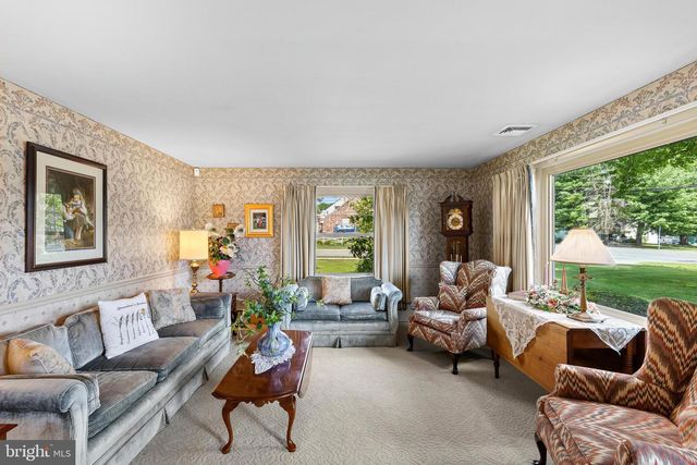 17 PENN GRANT RD, Willow Street, PA 17584