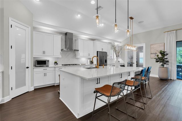 3940 WOODS RIDER LOOP, Odessa, FL 33556