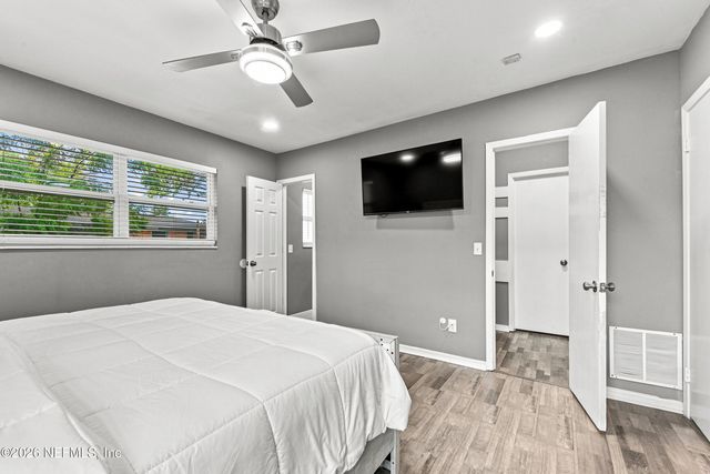 3972 UNIVERSITY CLUB Boulevard, Jacksonville, FL 32277