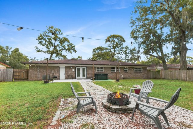 3972 UNIVERSITY CLUB Boulevard, Jacksonville, FL 32277