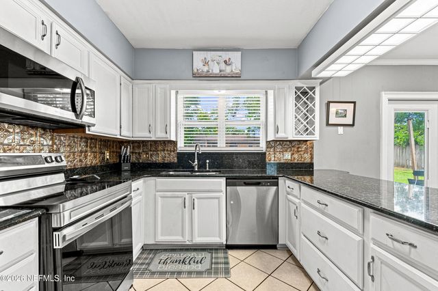 3972 UNIVERSITY CLUB Boulevard, Jacksonville, FL 32277