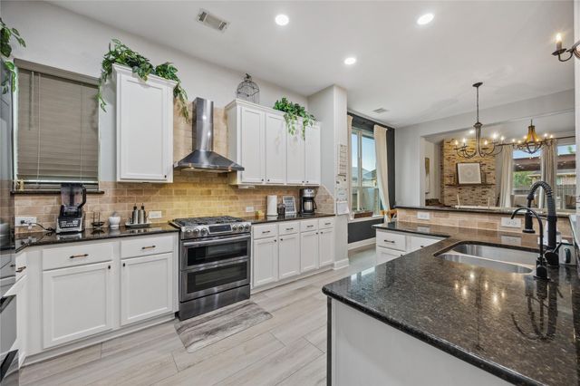 8146 Little Scarlet Street, Conroe, TX 77385