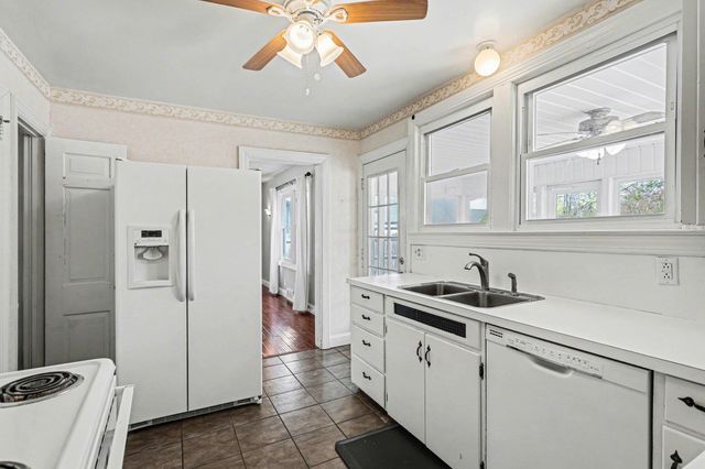 310 Green Avenue, Bay City, MI 48708
