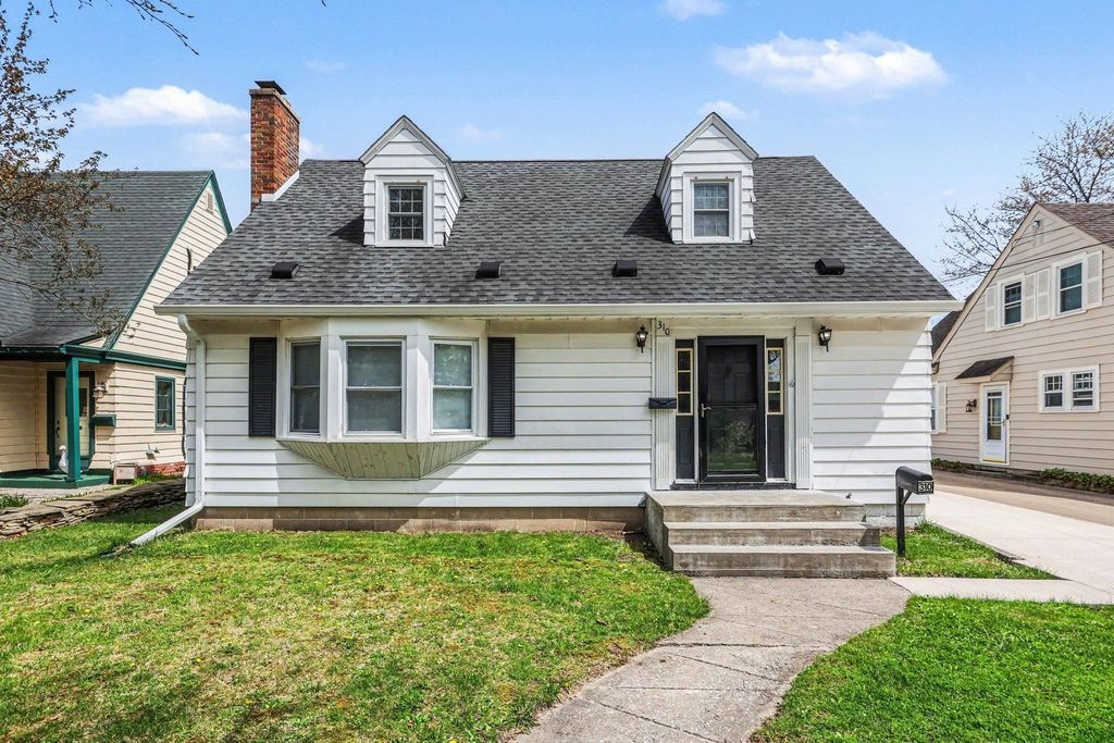 310 Green Avenue, Bay City, MI 48708