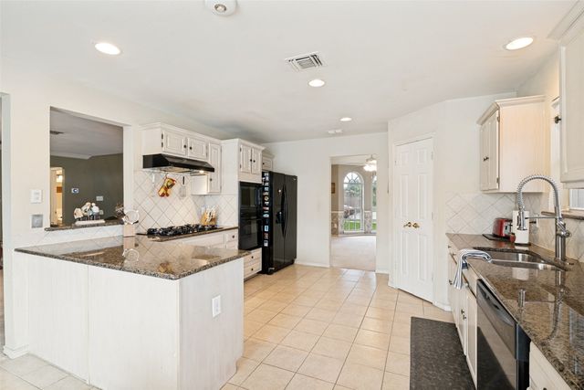 1808 Trinity Hill, Mesquite, TX 75181