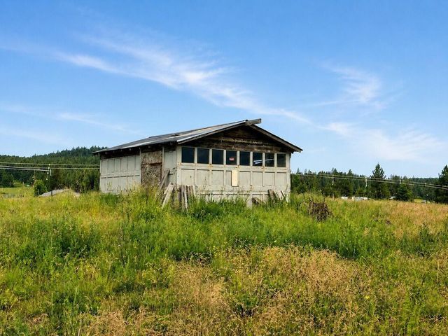5203 Prufer Crosscut Rd, Deer Park, WA 99006