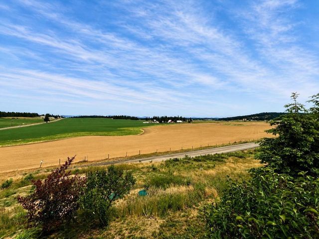 5203 Prufer Crosscut Rd, Deer Park, WA 99006
