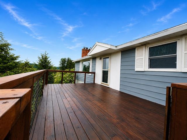 5203 Prufer Crosscut Rd, Deer Park, WA 99006